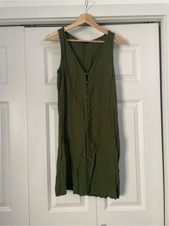 Madewell Dresses & Skirts - Madewell Olive Green Button-Front Sleeveless Dress